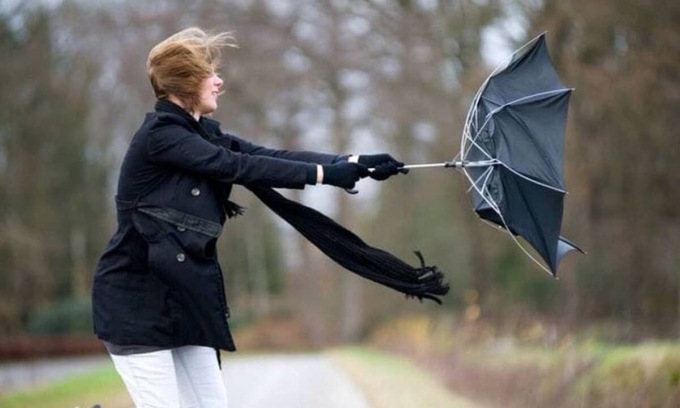 Allerta meteo per forte vento, chiusura in via precauzionale dei parchi cittadini di Lodi