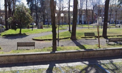 Accoltellamento a Codogno: 17enne ferito gravemente in piazza Cairoli