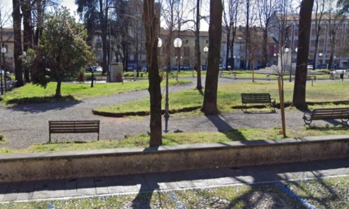 Accoltellamento a Codogno: 17enne ferito gravemente in piazza Cairoli