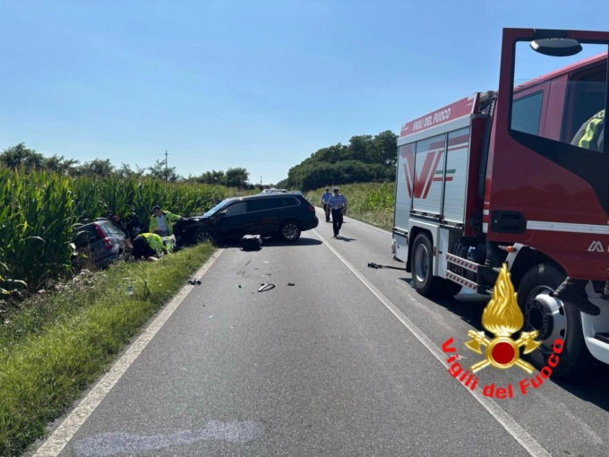 Incidente sulla provinciale 19: tre feriti, uno in ospedale in elisoccorso