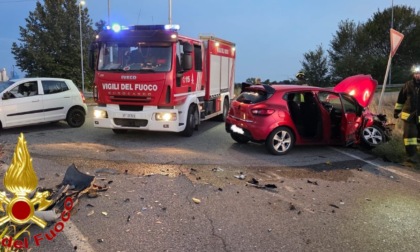 Scontro serale a Casalpusterlengo: quattro giovani coinvolti