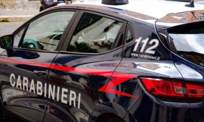 Uccide la moglie in carrozzina e tenta il suicidio: indagini in corso per omicidio volontario