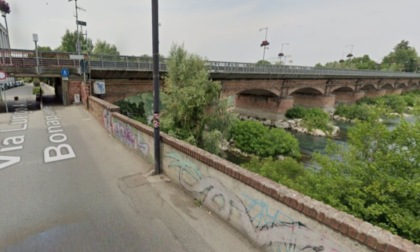 28enne arrestato per resistenza: minaccia gli agenti con una pietra dopo la fuga