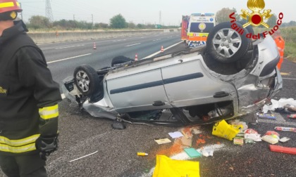 Ribaltamento sull’Autostrada del Sole: paura a Senna Lodigiana