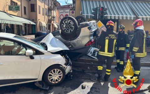 Violento incidente stradale a San Colombano al Lambro: soccorse 2 persone