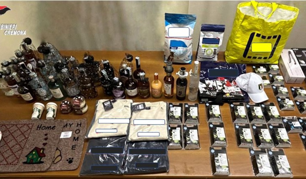 Arrestati tre ladri seriali, beccati con oltre 2.700 euro di refurtiva