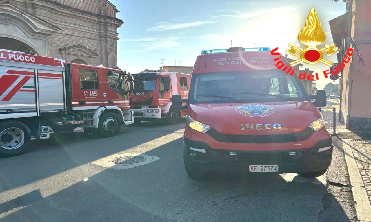 Miasmi e odori in tutto il paese: scattano task force e controlli a tappeto