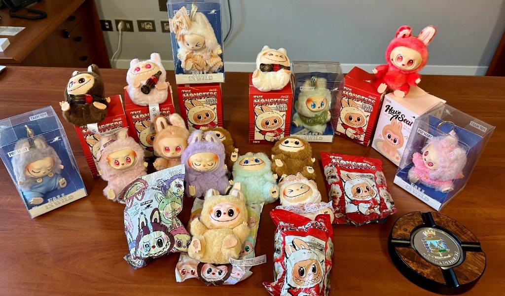 Falsi pupazzi “Labubu” sequestrati nei negozi del Lodigiano: scattano le denunce