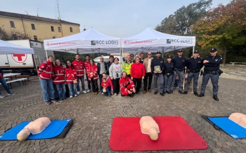 La Polizia di Stato vince le Olimpiadi della Rianimazione in piazza Castello