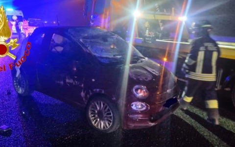 Scontro tra due vetture sull’A1 diramazione Nord: sei persone coinvolte