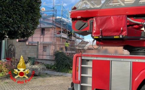 Accusa un malore su un’impalcatura: 59enne soccorso dai Vvf, è grave