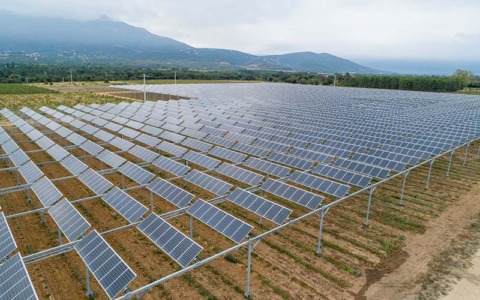 Mulazzano dice “no” al maxi impianto agrivoltaico: il Consiglio comunale si compatta