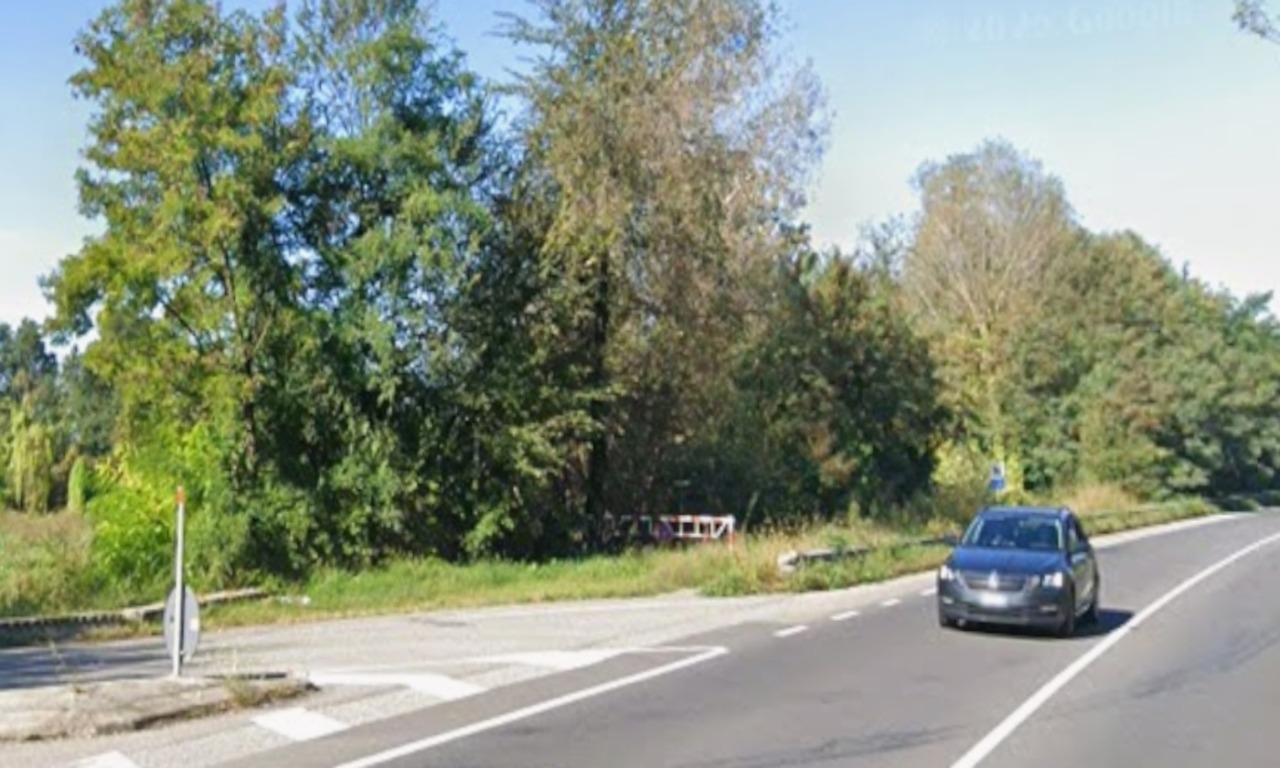 Zelo Buon Persico, scontro frontale sulla SP415: muore motociclista 61enne