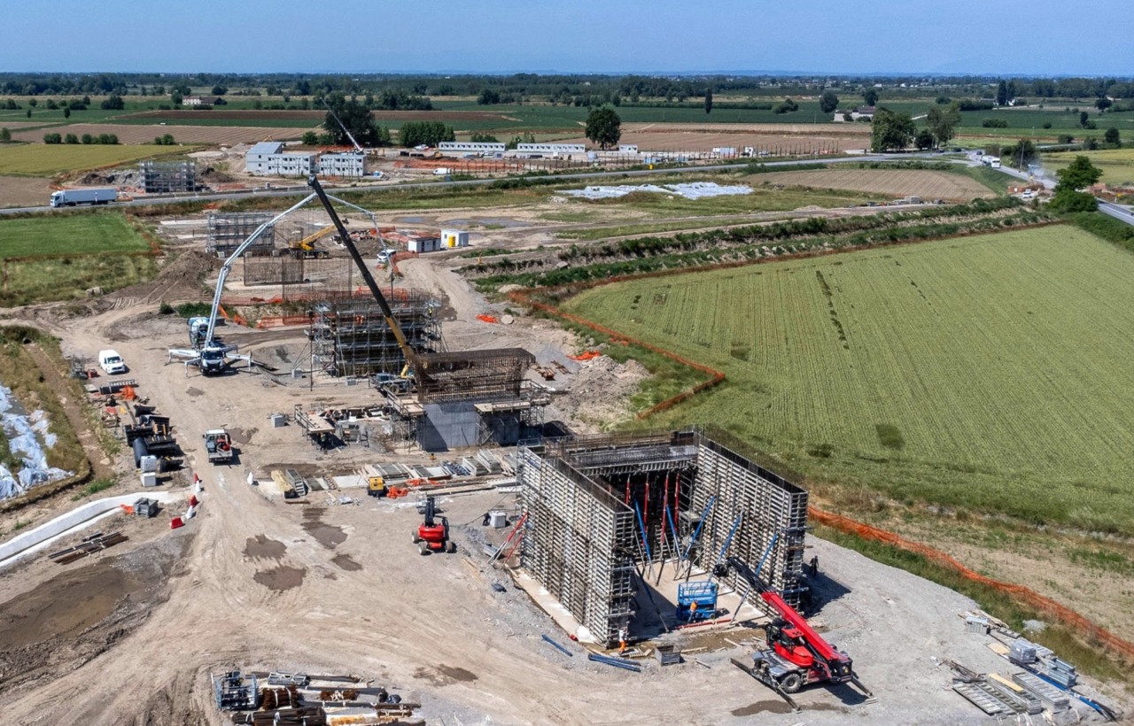 Il sindaco di Mantova: “Trovare subito i fondi il raddoppio ferroviario tra Cremona e Codogno”