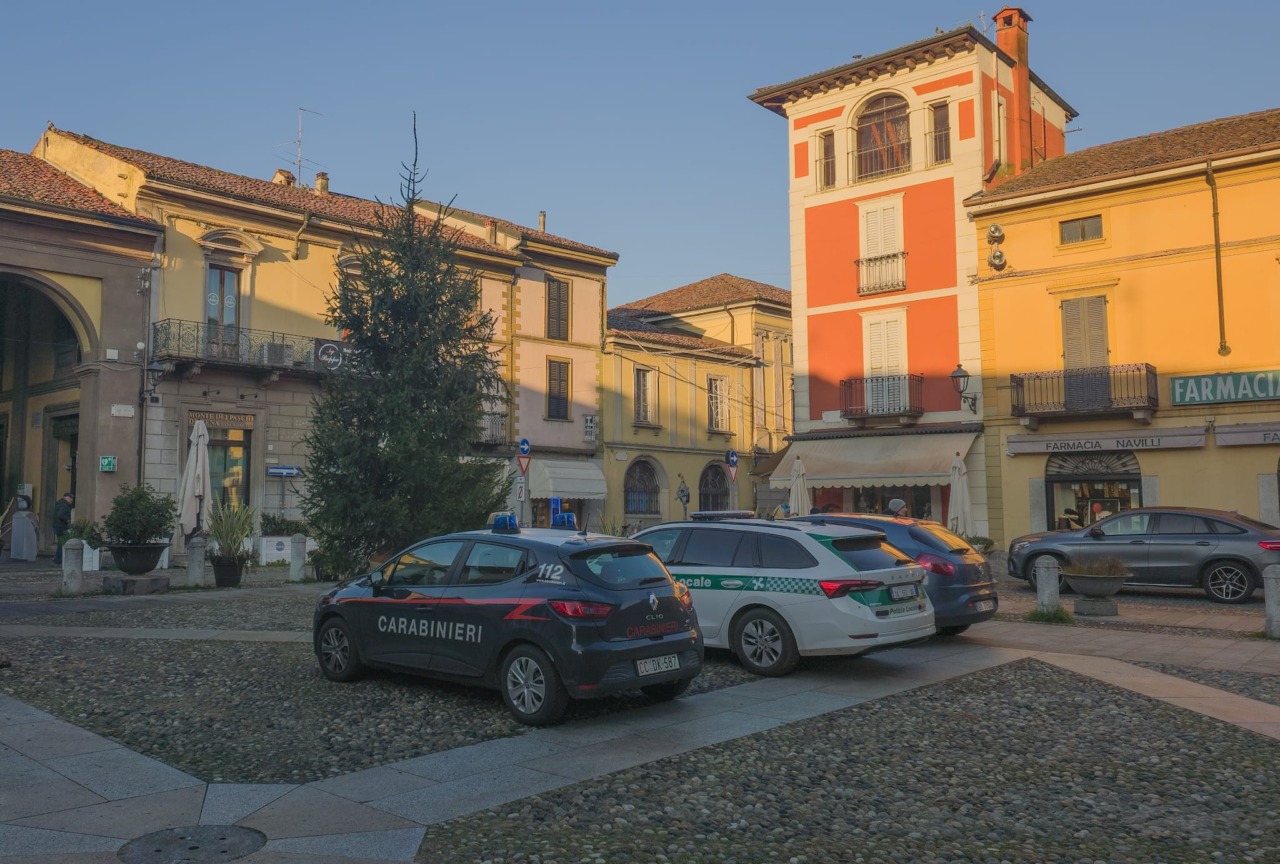 Diplomi falsi per aprire saloni di acconciatura: attività sospese e sanzioni per 6mila euro