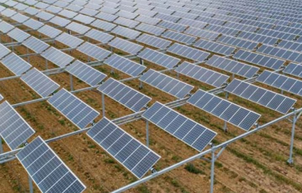 Mega impianto agrivoltaico tra le province di Lodi e Pavia, forti perplessità dei Comuni coinvolti