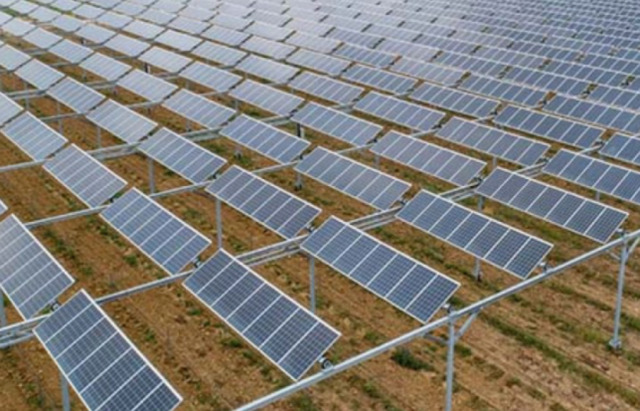 Mega impianto agrivoltaico tra le province di Lodi e Pavia, forti perplessità dei Comuni coinvolti