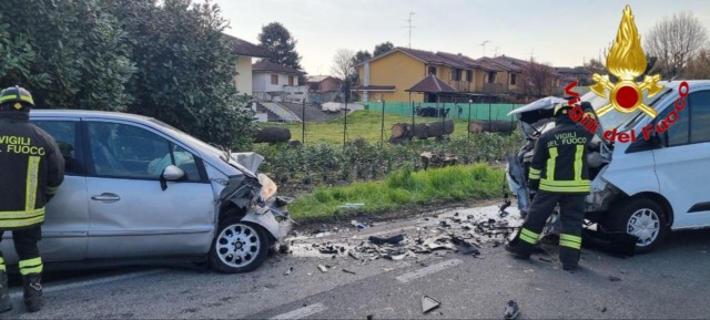 Schianto sulla Provinciale 415: tre feriti, uno trasportato in elisoccorso