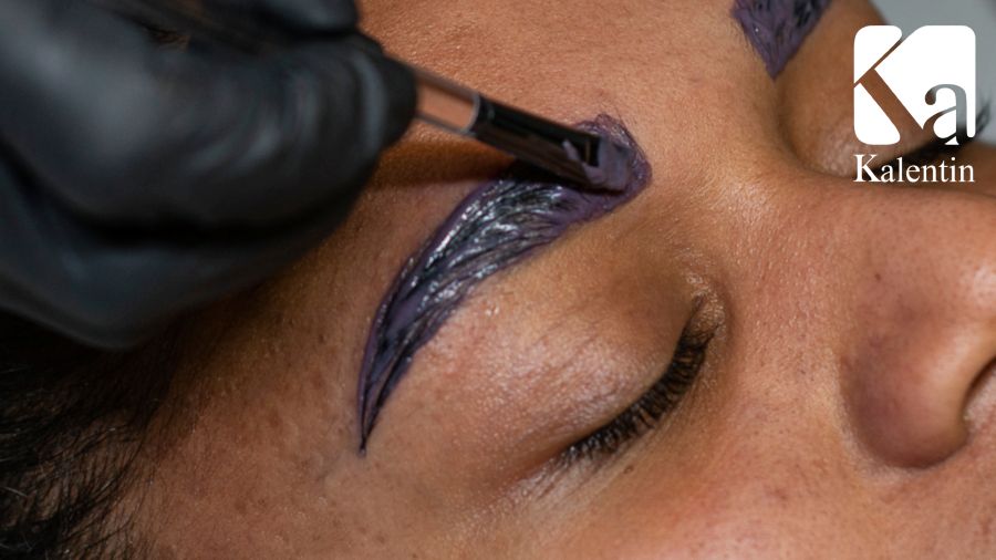 Errori comuni nella tinta sopracciglia: cosa evitare per un risultato naturale