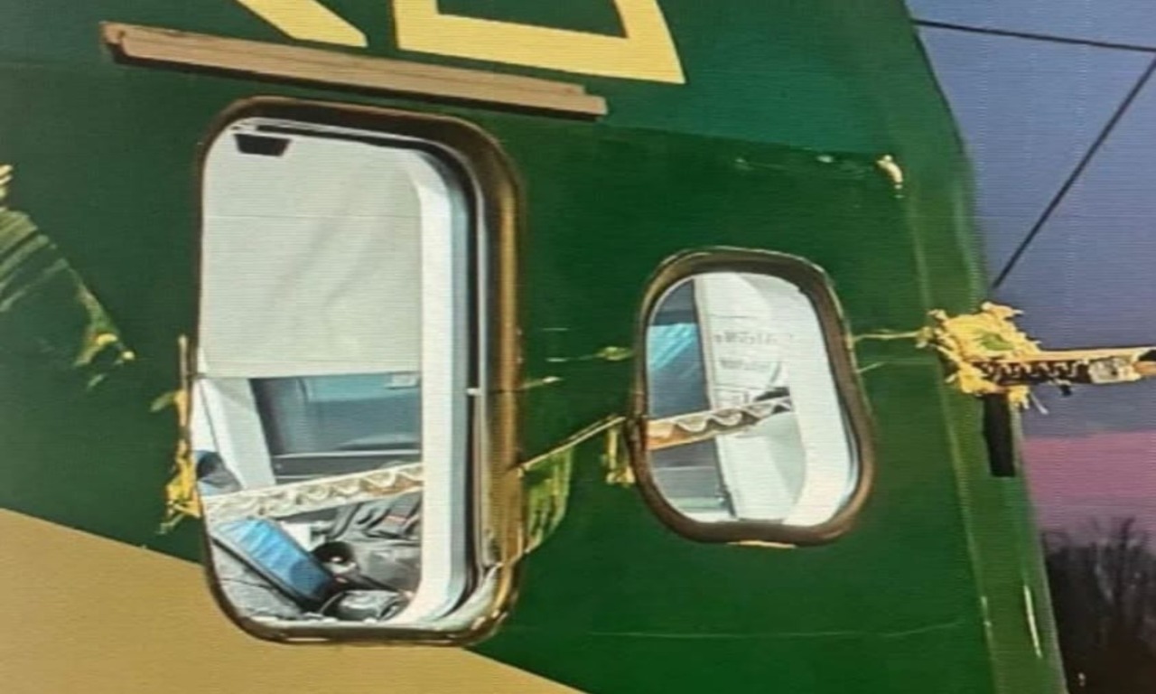 Sbarra di ferro sfonda la cabina del treno Milano-Lodi-Cremona-Mantova: feriti macchinista e capotreno