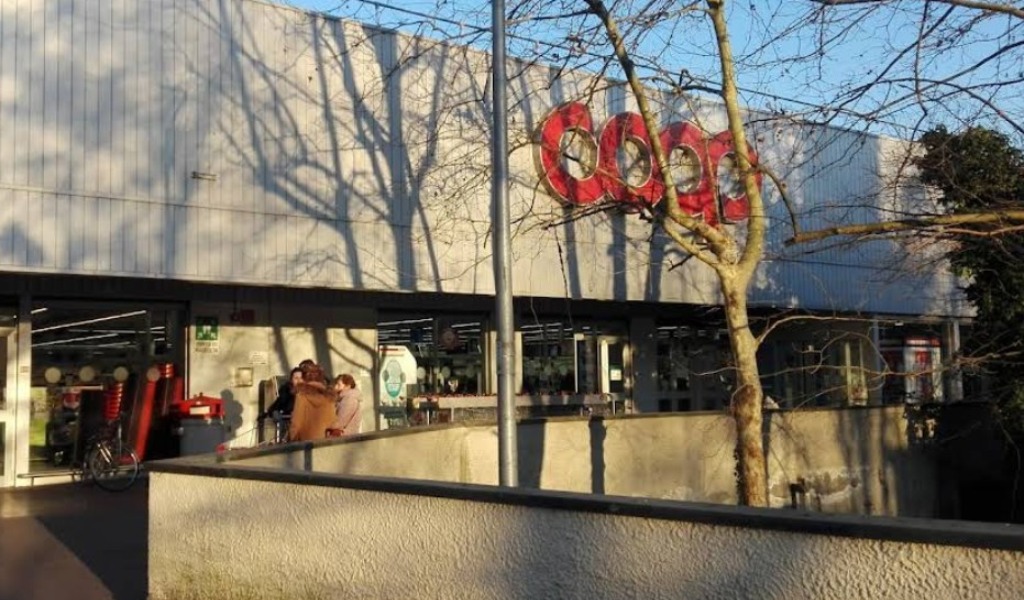 Dalla provincia di Lodi a Cremona per tentare il furto in un supermercato: 22enne denunciata