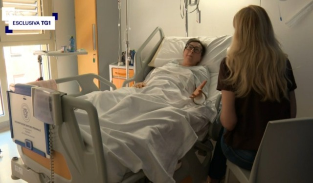 Parla la biologa accoltellata: “Ho pensato di morire. Ma mi fermerei di nuovo a soccorrere quel cane”