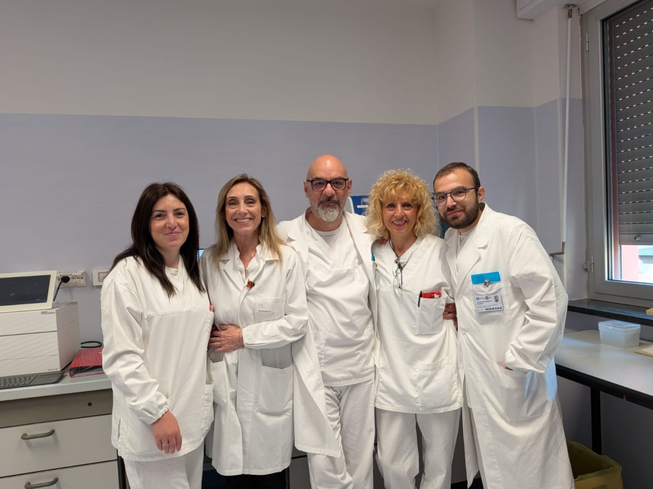 Il Laboratorio di Biologia Molecolare di Lodi supera le duemila prestazioni: atteso il rientro della genetista ferita