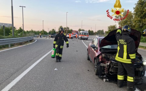 Incidente tra due auto sulla Strada Provinciale 25 alle porte di Lodi