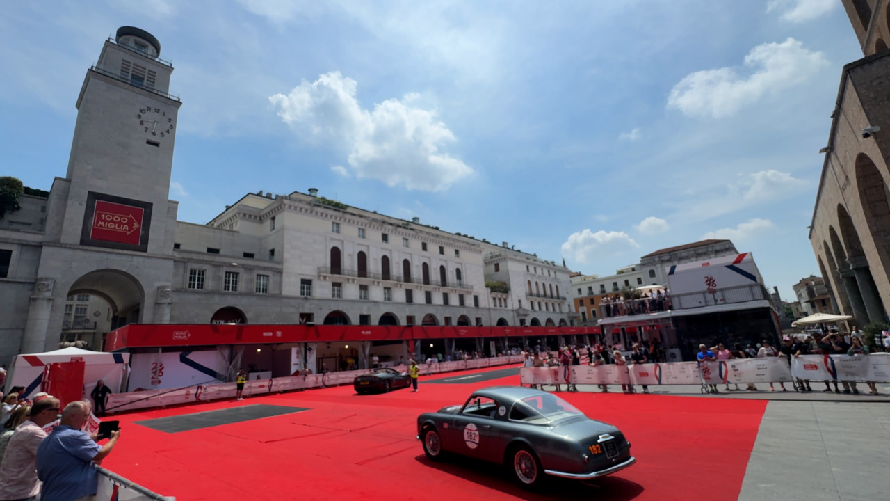 Brescia e la 1000Miglia protagonisti a “Dentro e Fuori dal Comune”, questa sera su il61 e Telecity