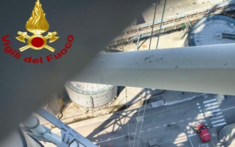 Vigili del Fuoco sui tralicci di Tavazzano: simulati soccorsi a 75 metri d’altezza
