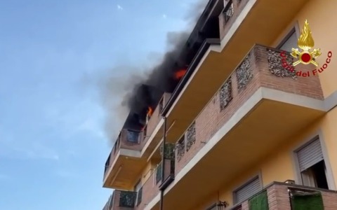 Incendio in appartamento a Sant’Angelo Lodigiano, abitazione dichiarata inagibile