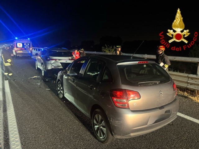 Tamponamento tra auto sulla SS9 a Tavazzano: tre persone ferite