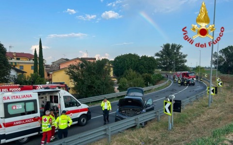 Incidente sulla Statale 9 a San Rocco al Porto: due auto coinvolte, feriti lievi