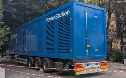 Scollegate le power station dopo l’emergenza blackout: proseguono le riparazioni sulla rete elettrica