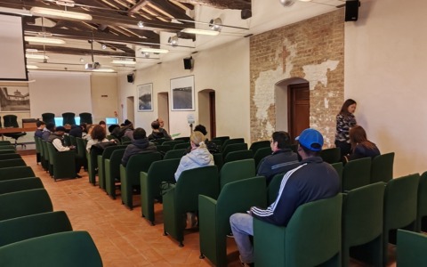 Recruiting Day per Bennet in Provincia: candidati a colloquio per i punti vendita locali